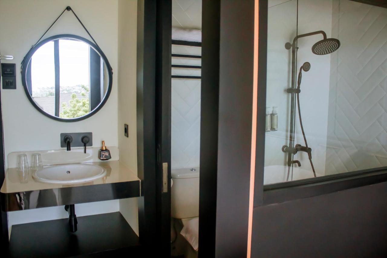 Gaia Hotel Ternate Eksteriør billede