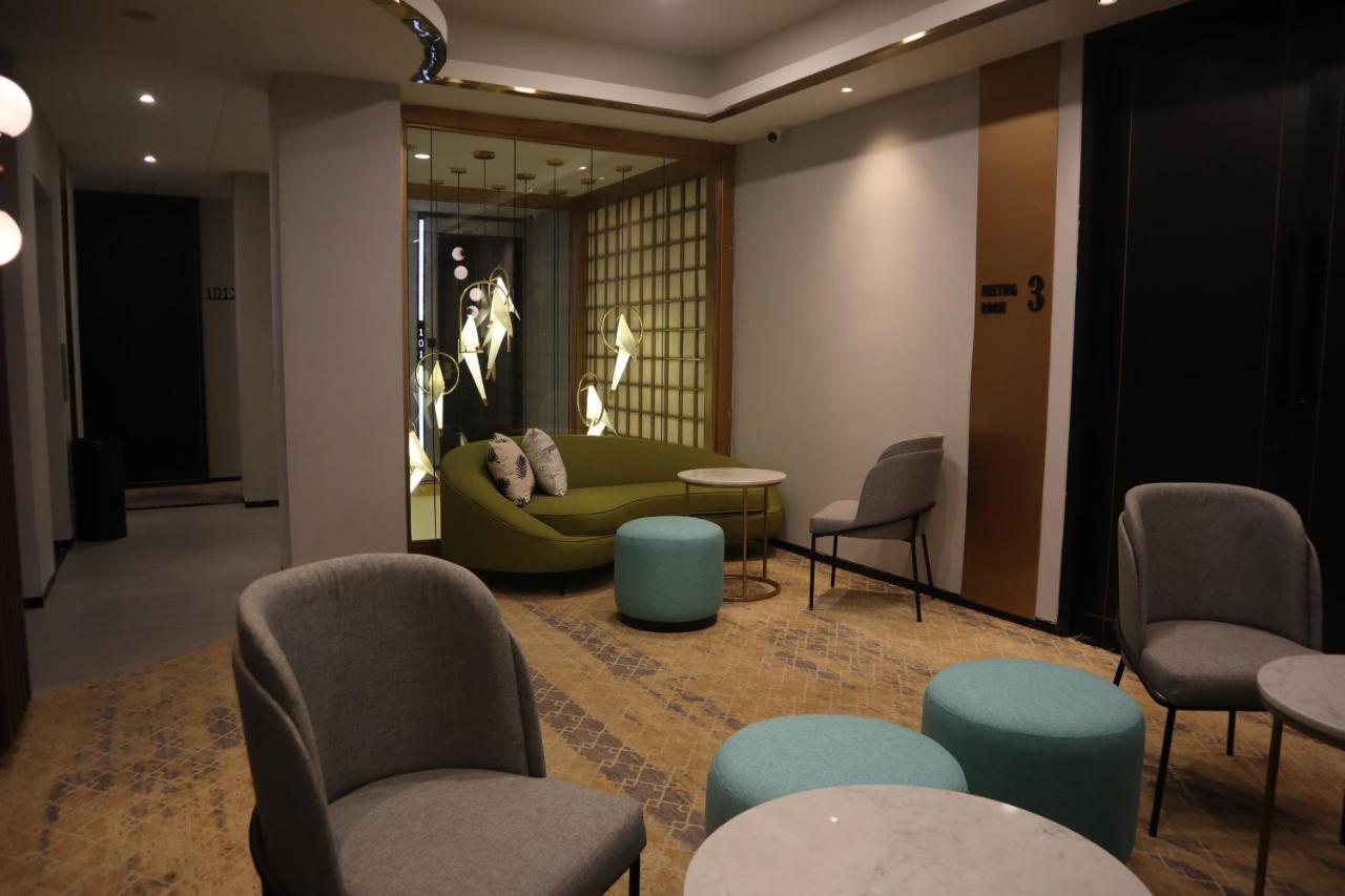 Gaia Hotel Ternate Eksteriør billede