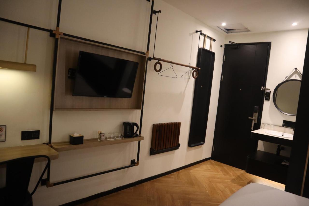 Gaia Hotel Ternate Eksteriør billede