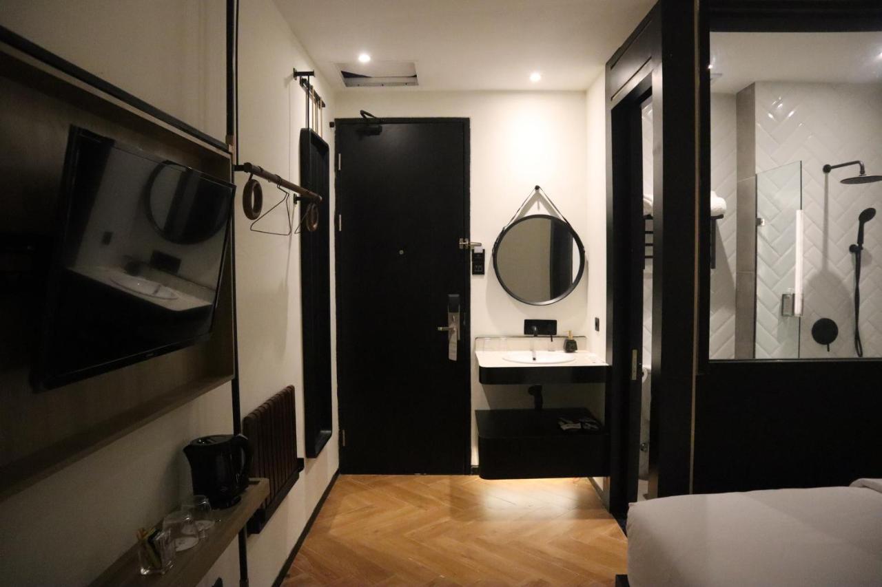 Gaia Hotel Ternate Eksteriør billede